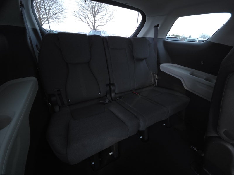 2022 Kia Carnival LX