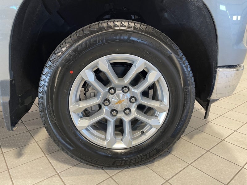 2025 Chevrolet Silverado 1500 LT (2FL)