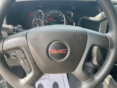 2025 GMC Savana Cutaway 3500 1WT