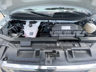 2025 GMC Savana Cutaway 3500 1WT