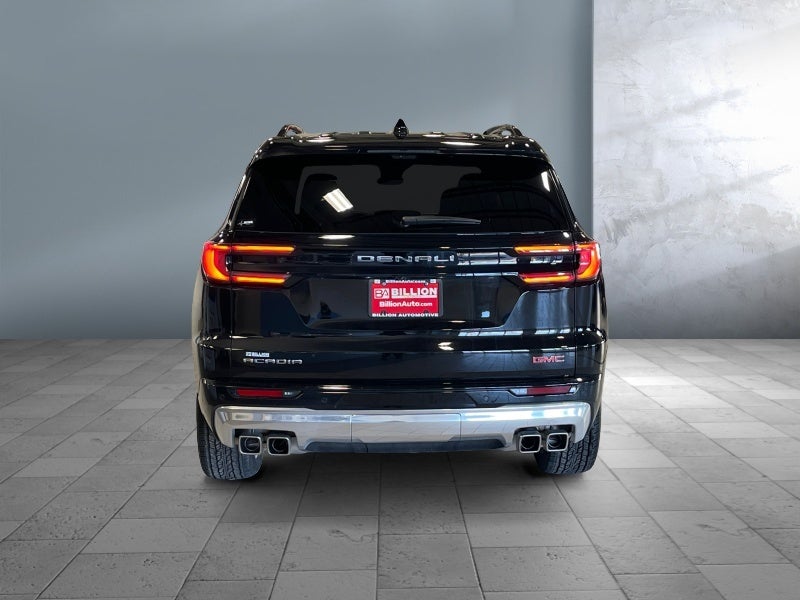 2025 GMC Acadia Denali