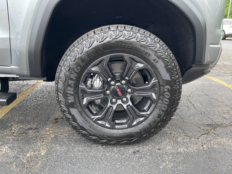 2025 GMC Canyon Elevation