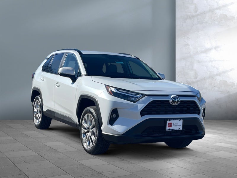 2025 Toyota RAV4 XLE Premium