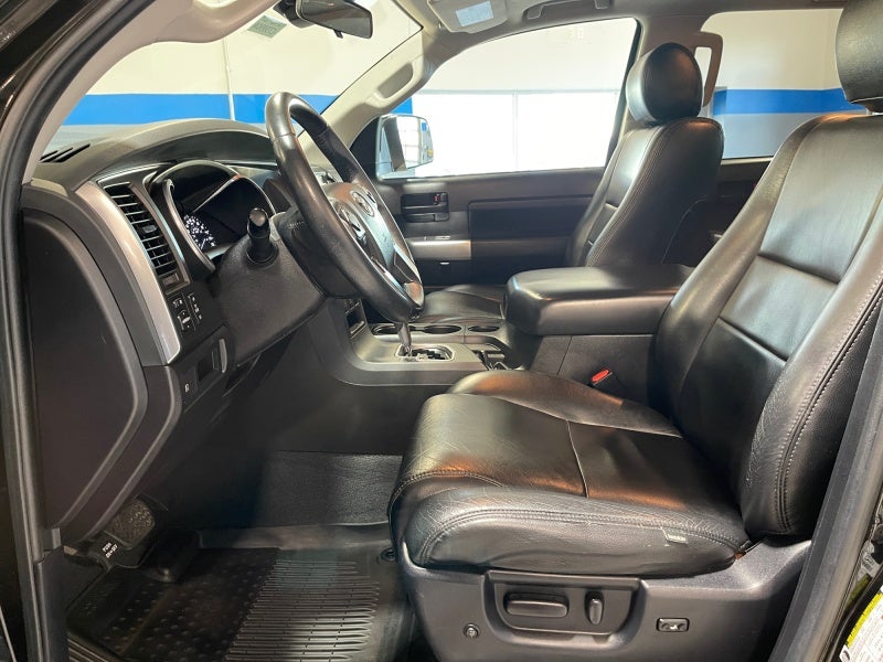 2022 Toyota Sequoia TRD Sport