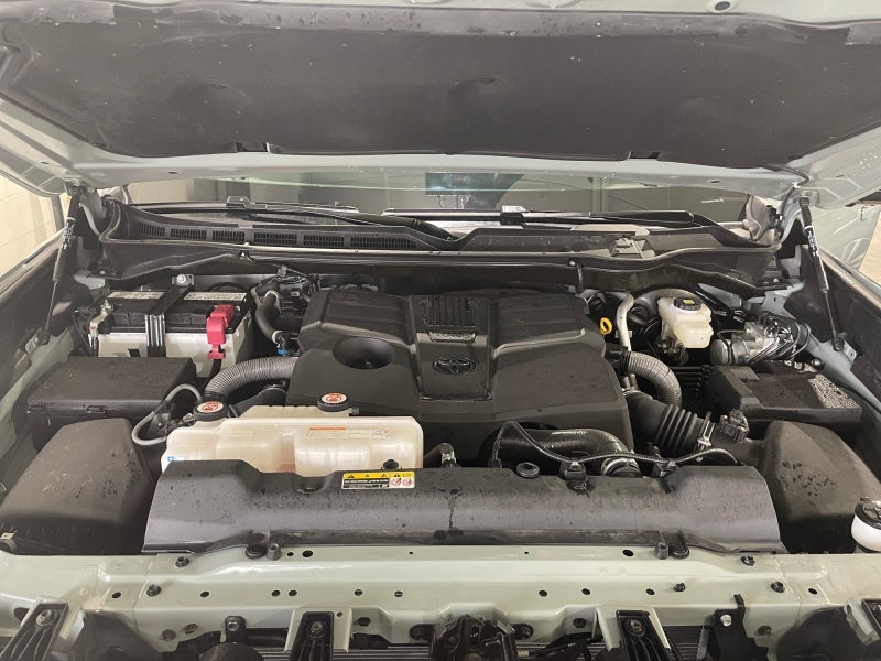 2024 Toyota Tundra 4WD SR5