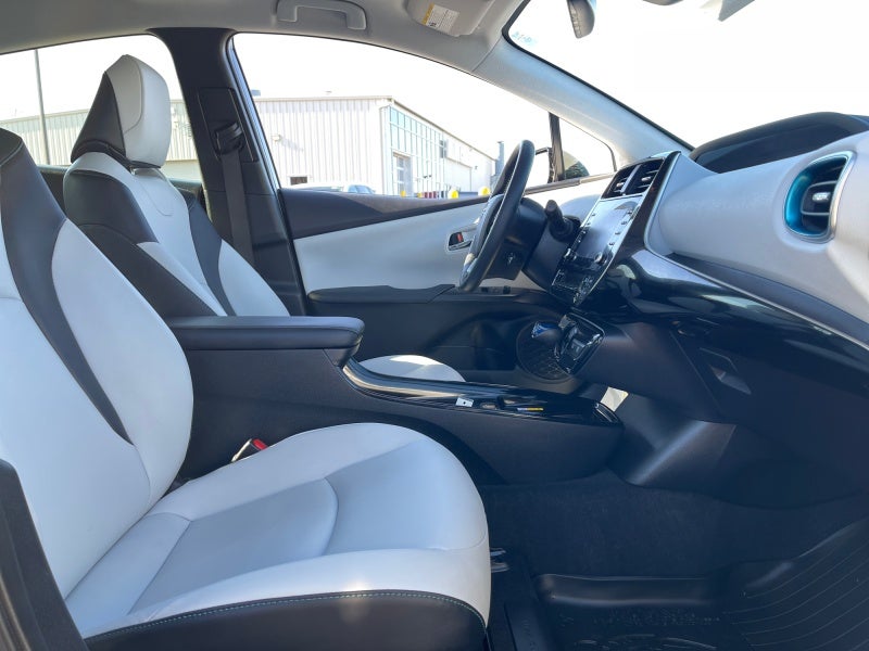 2020 Toyota Prius L Eco