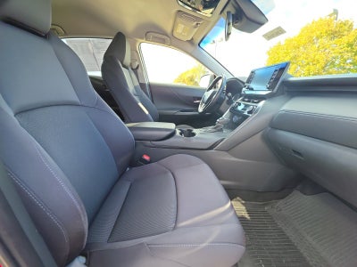 2022 Toyota Venza LE