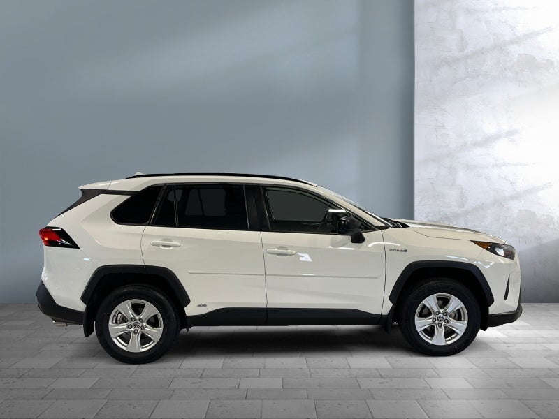 2021 Toyota RAV4 Hybrid LE