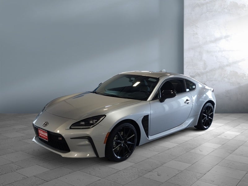 2025 Toyota GR86 Premium MT