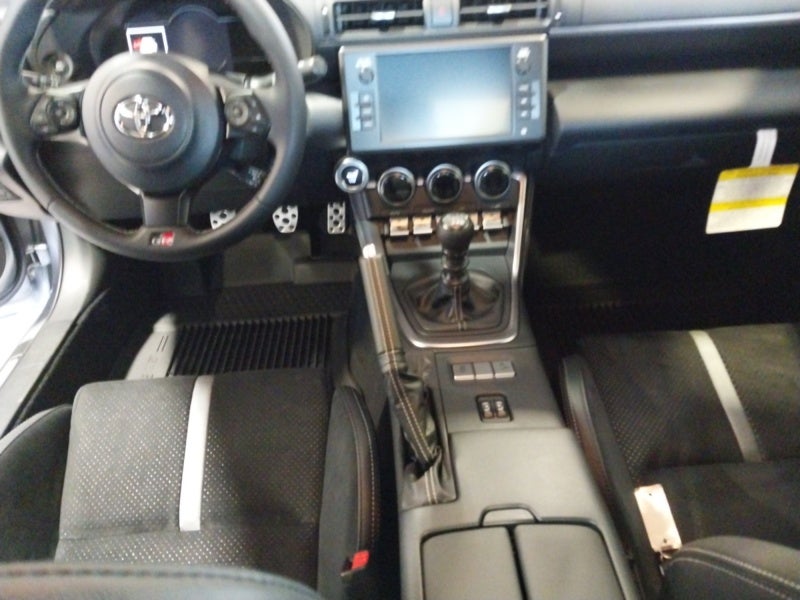 2025 Toyota GR86 Premium MT