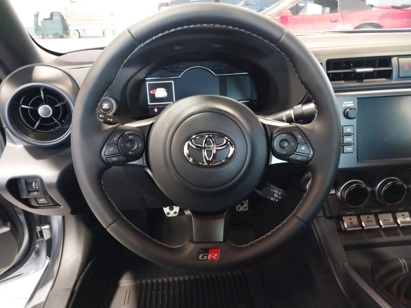 2025 Toyota GR86 Premium MT