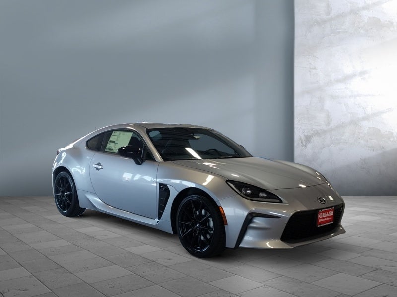 2025 Toyota GR86 Premium MT