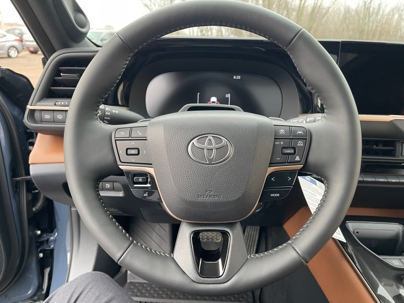 2026 Toyota Toyota Crown Signia Limited