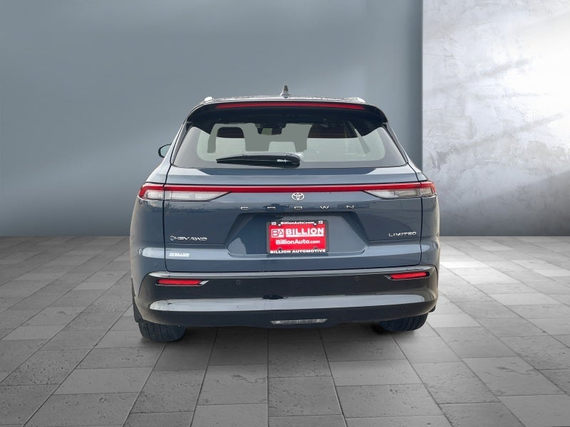 2026 Toyota Toyota Crown Signia Limited