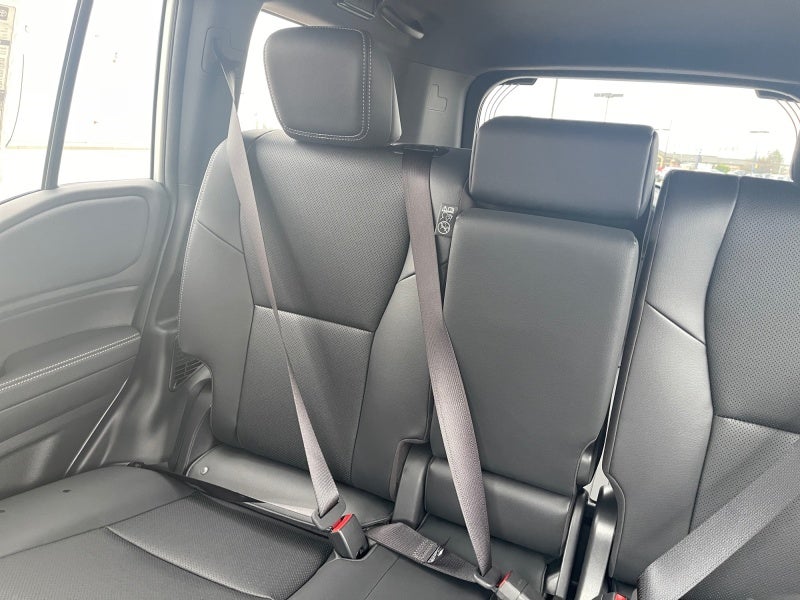 2026 Toyota Land Cruiser 4WD (Natl)