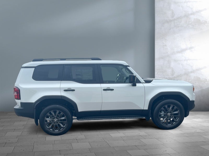 2026 Toyota Land Cruiser 4WD (Natl)